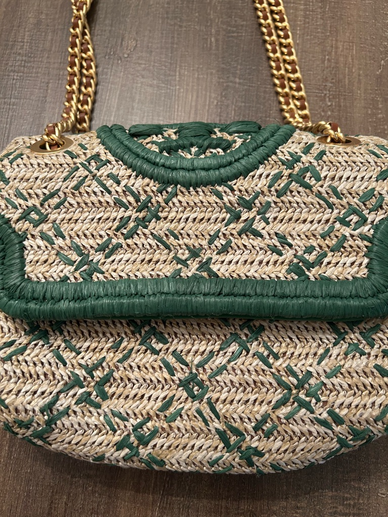 Tory Burch Straw Shoulder Bag With Green Trim And Gold Chain